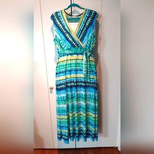 SANDRA Darren v-neck Maxi dress